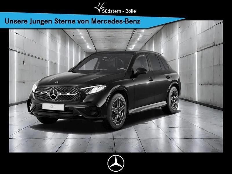 Gebraucht Mercedes GLC300 AMG 258 PS (189 kW) 2025 Metalliclack obsidianschwarz SUV