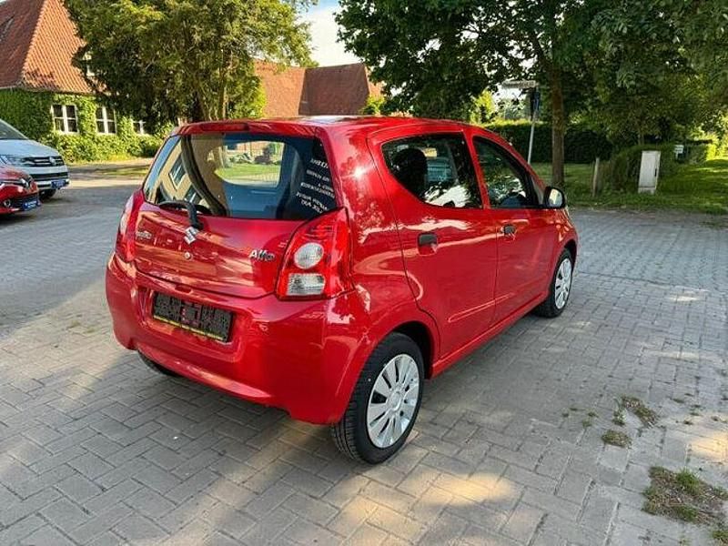 Second-hand Suzuki Alto Basic 68 CP (50 kW) 2014 Roșu Hatchback
