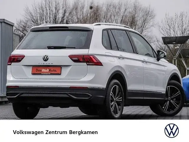 Gebraucht VW Tiguan Active 150 PS (110 kW) 2022 Weiß SUV