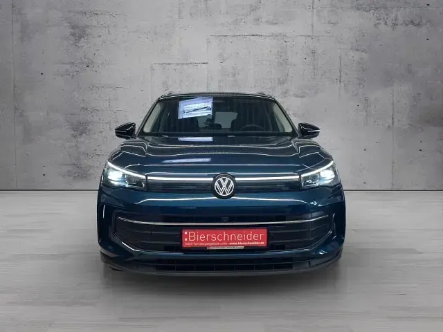 Gebraucht VW Tiguan Goal 150 PS (110 kW) 2025 Blau SUV