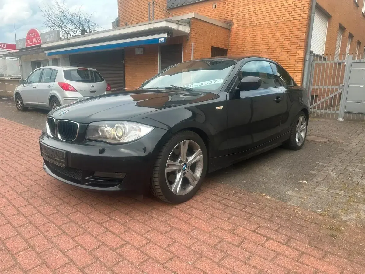 Gebraucht BMW 1M 176 PS (129 kW) 2010 Schwarz Coupé