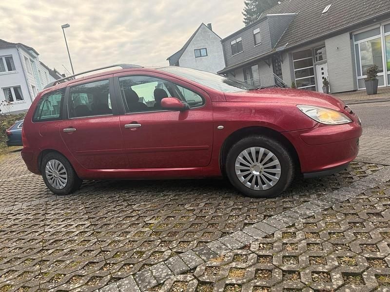 Rot Gebraucht 2003 Peugeot 307 Kombi | 1.150 € (Fairer Preis) - Bild 1/4