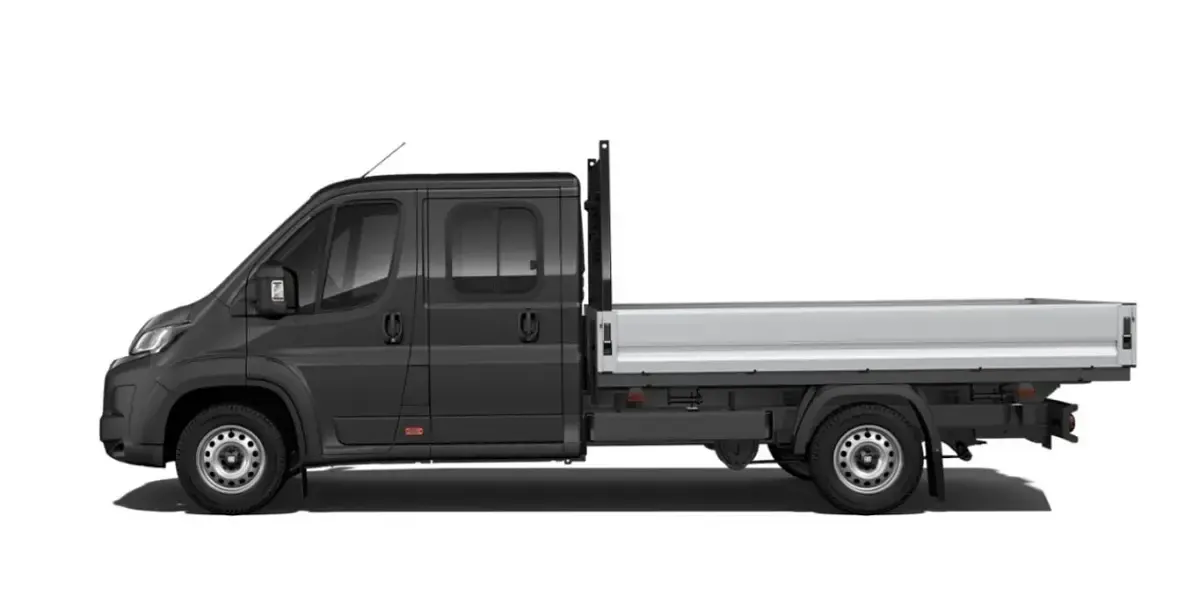 Neu Fiat Ducato 179 PS (131 kW) 2026 Grau Van