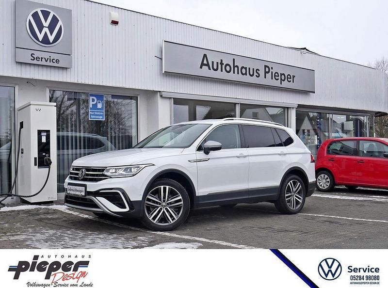 Weiß Gebraucht 2022 VW Tiguan Allspace Elegance SUV | 28.980 € (Superpreis) - Bild 1/4