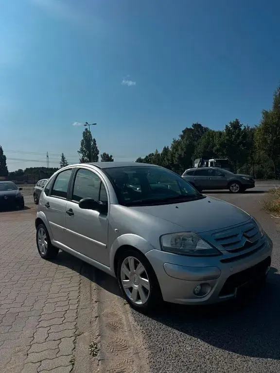 Gebraucht Citroën C3 Comfort 109 PS (80 kW) 2008 Silber Limousine