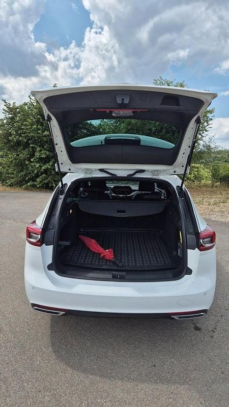 Gebraucht Opel Insignia GS Line 174 PS (127 kW) 2021 Weiß Limousine