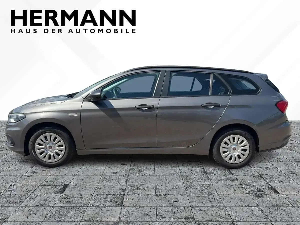 Gebraucht Fiat Tipo Pop 95 PS (69 kW) 2017 Grau Kombi