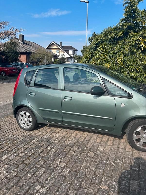 Gebraucht Mitsubishi Colt 95 PS (69 kW) 2006 Grün Limousine