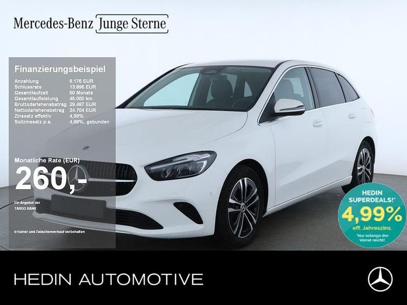 Weiß Gebraucht 2024 Mercedes B200 Progressive Van / Kleinbus | 30.760 € (Fairer Preis) - Bild 1/4
