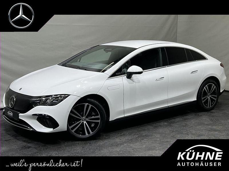 Weiß Gebraucht 2024 Mercedes EQE300 Advanced Plus Limousine | 42.950 € (Fairer Preis) - Bild 1/4