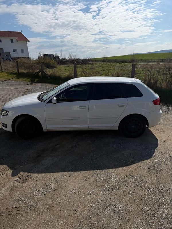 Second-hand Audi A3 124 CP (91 kW) 2011 Alb Hatchback
