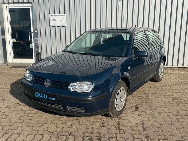 Gebraucht VW Golf IV Basis 102 PS (75 kW) 2001 Blau Limousine