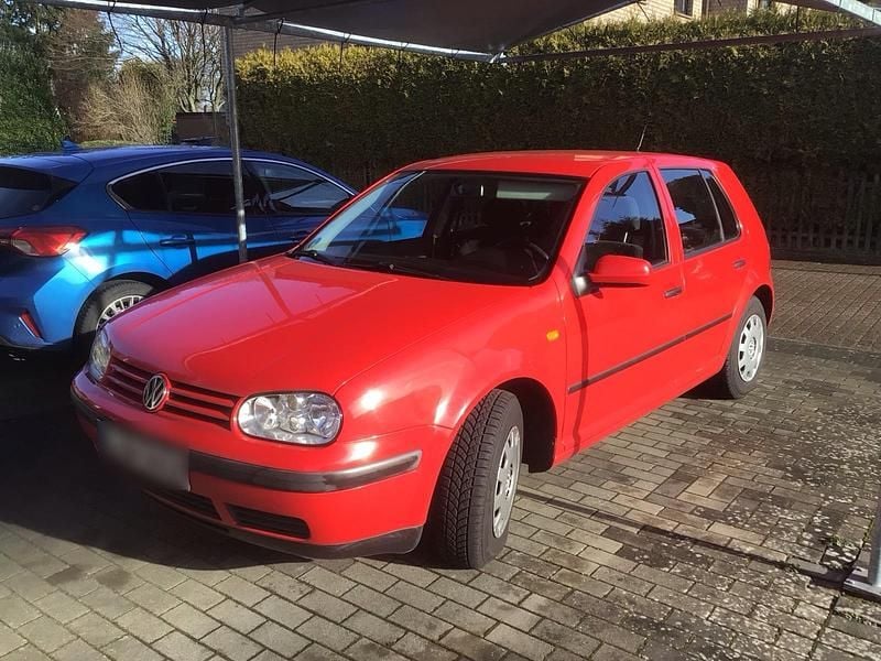 Gebraucht VW Golf 75 PS (55 kW) 1999 Rot Limousine