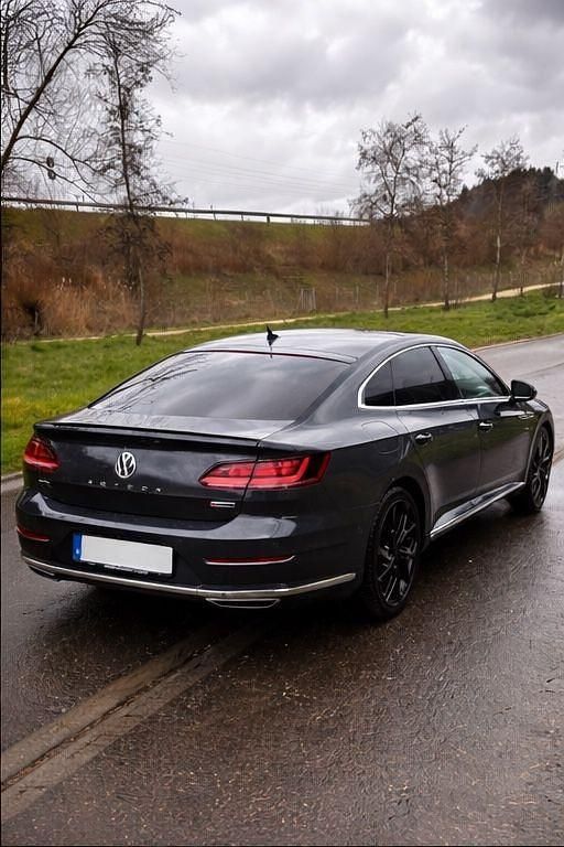 Gebraucht VW Arteon R-line 272 PS (200 kW) 2019 Grau Kleinwagen