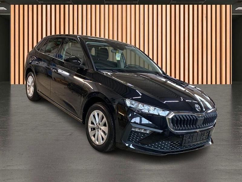 Gebraucht Skoda Scala Selection 116 PS (85 kW) 2025 Schwarz schwarz (metallic) Kleinwagen