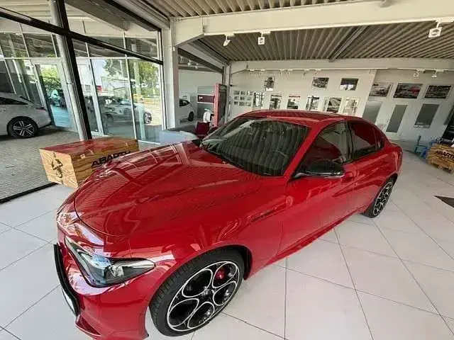 Gebraucht Alfa Romeo Giulia Competizione 280 PS (205 kW) 2023 Rosso alfa Limousine