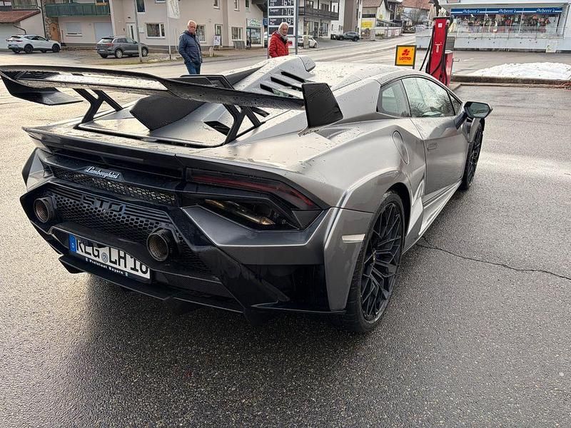 Gebraucht Lamborghini Huracán 640 PS (470 kW) 2022 Grau