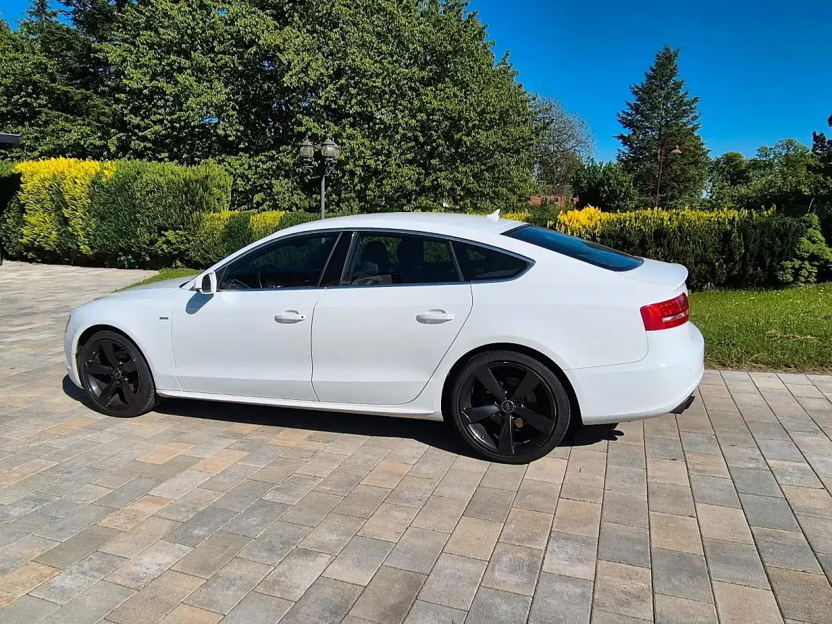 Gebraucht Audi A5 Sportback S-Line 160 PS (117 kW) 2011 Weiß Kleinwagen
