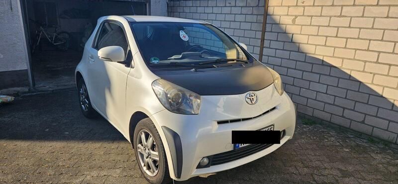 Weiß Gebraucht 2009 Toyota iQ Kleinwagen | 3.500 € (Guter Preis) - Bild 1/4