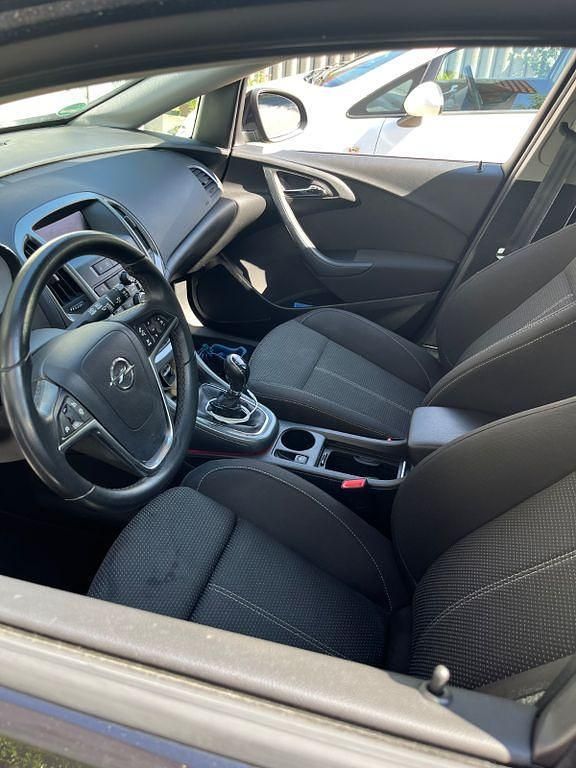 Gebraucht Opel Astra Edition 120 PS (88 kW) 2015 Schwarz Kombi