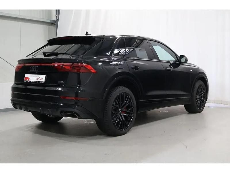 Gebraucht Audi Q8 S-Line 210 PS (154 kW) 2025 Schwarz SUV