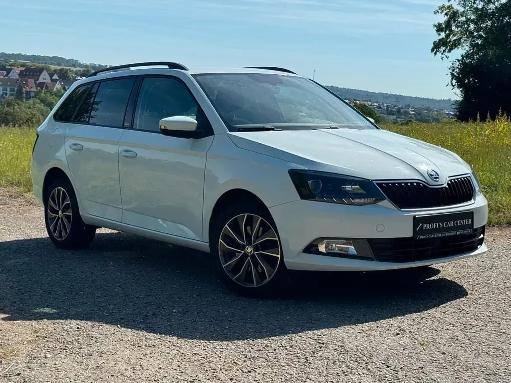 Gebraucht Skoda Fabia 110 PS (80 kW) 2016 Laserweiss Kombi