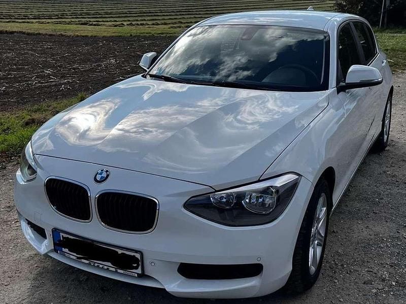 Gebraucht BMW 116 136 PS (100 kW) 2012 Weiß Kleinwagen