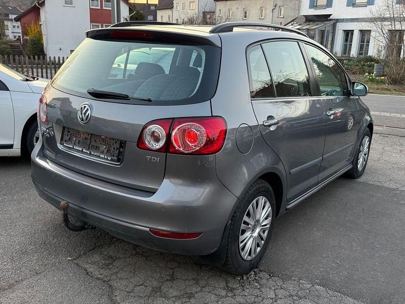 Gebraucht VW Golf Plus Cross Trendline 90 PS (66 kW) 2011 Van / Kleinbus