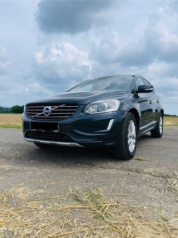 Grau Gebraucht 2016 Volvo XC60 Linje Inscription SUV | 25.000 € - Bild 1/4