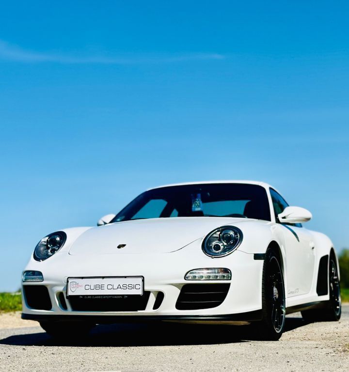 Weiß Gebraucht 2011 Porsche 911 Carrera GTS Coupé | 94.800 € (Fairer Preis) - Bild 1/4