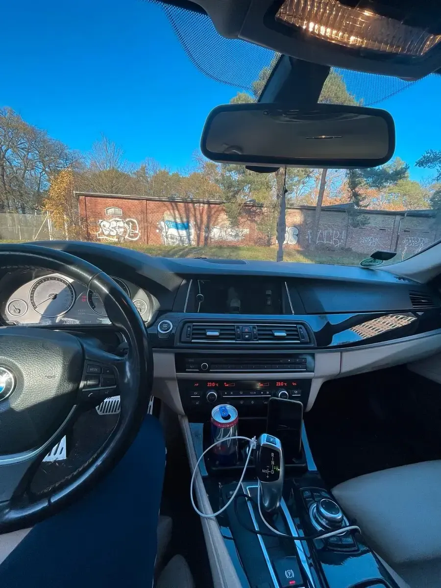 Gebraucht BMW 525 211 PS (155 kW) 2012 Blau Kombi