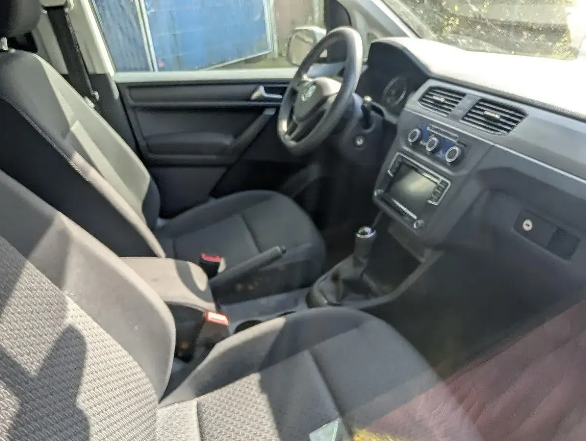 Gebraucht VW Caddy 102 PS (75 kW) 2017 Weiß Van / Kleinbus