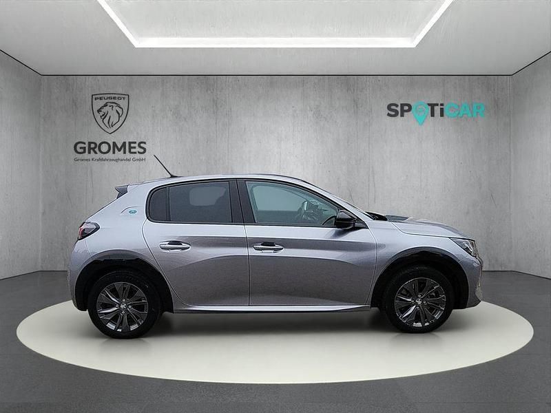 Gebraucht Peugeot e-208 Allure 100 kW (136 PS) 2023 Grau Kleinwagen