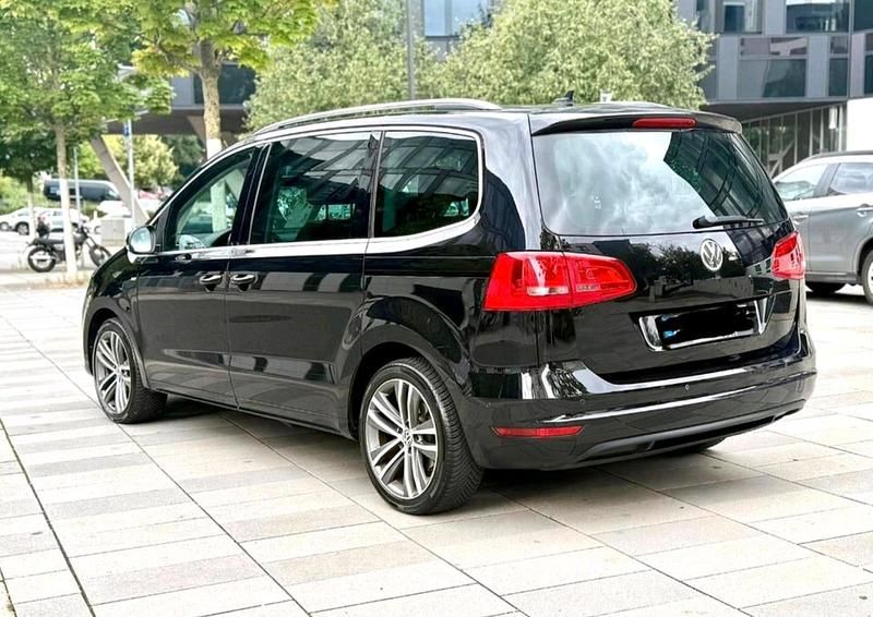 Gebraucht VW Sharan 176 PS (129 kW) 2014 Schwarz Van / Kleinbus