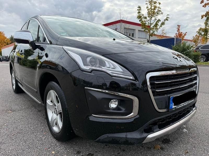 Schwarz Gebraucht 2015 Peugeot 3008 Limousine | 6.333 € (Fairer Preis) - Bild 1/4