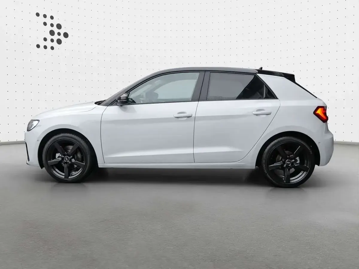 Neu Audi A1 Advanced Plus 116 PS (85 kW) 2026 Gletscherweiß metallic SUV