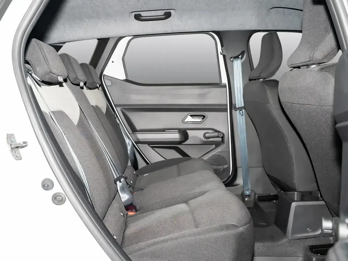 Gebraucht Dacia Duster Essentiel 101 PS (74 kW) 2024 Arktisweiß SUV