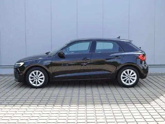 Gebraucht Audi A1 Sportback Advanced 116 PS (85 kW) 2019 Schwarz (mythosschwarz metallic) Kleinwagen