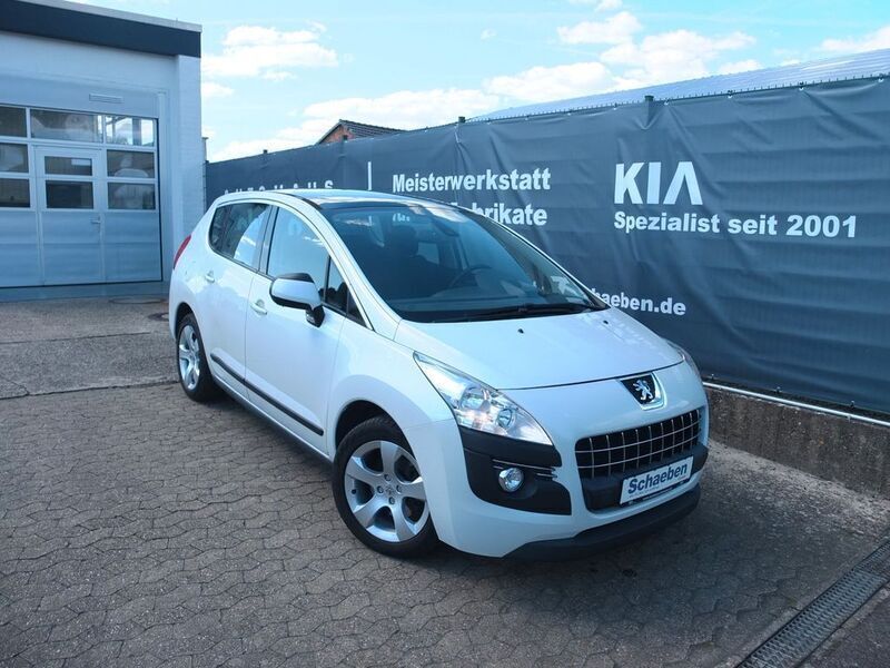 Weiß Gebraucht 2011 Peugeot 3008 Premium Limousine | 4.490 € (Fairer Preis) - Bild 1/4