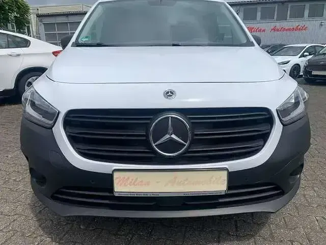 Gebraucht Mercedes eCitan 89 kW (122 PS) 2024 Weiss Limousine