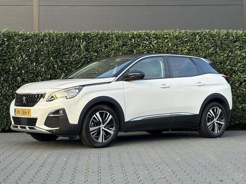 Weiß Gebraucht 2018 Peugeot 3008 Allure SUV | 10.450 € (Fairer Preis) - Bild 1/4