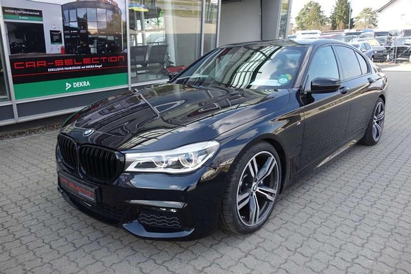 Gebraucht BMW 730 M Sport 265 PS (194 kW) 2018 Carbonschwarz Limousine