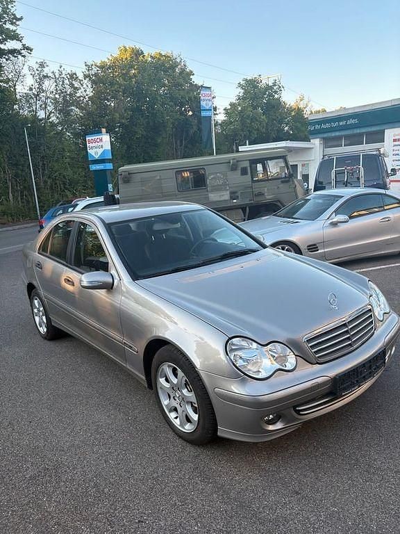 Gebraucht Mercedes C280 231 PS (169 kW) 2005 Silber Limousine