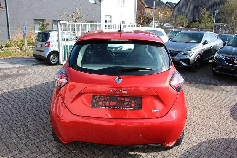 Gebraucht Renault Zoe Experience 80 kW (109 PS) 2022 Rot Kleinwagen