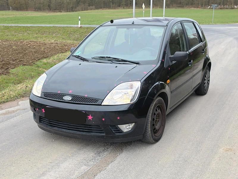 Gebraucht Ford Fiesta 84 PS (61 kW) 2002 Schwarz Kleinwagen