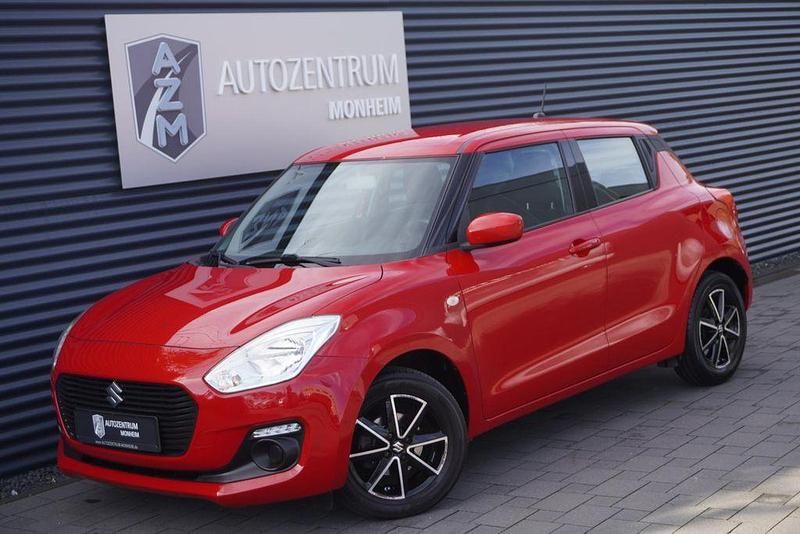 Gebraucht Suzuki Swift 90 PS (66 kW) 2018 Rot Kleinwagen