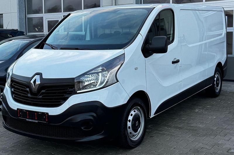 Gebraucht Renault Trafic Komfort 120 PS (88 kW) 2018 Van / Kleinbus
