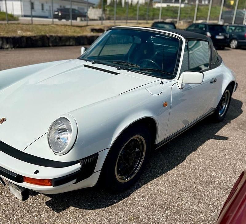 Weiß Gebraucht 1984 Porsche 911 Cabrio | 64.000 € - Bild 1/4