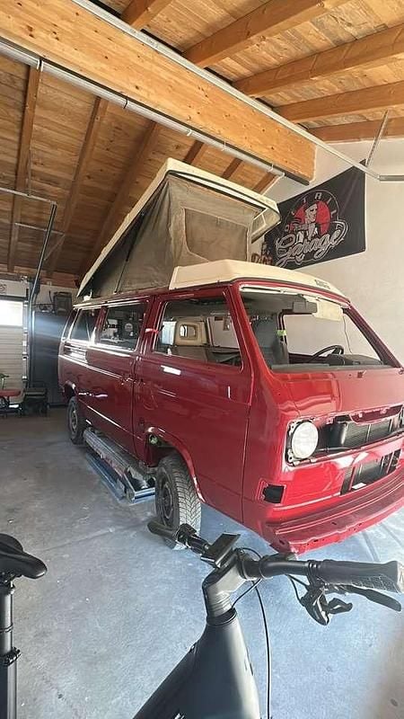 Second-hand VW Multivan 69 CP (50 kW) 1986 Roșu Monovolum