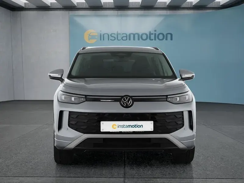 Używany VW Tayron 150 KM (110 kW) 2025 Srebrny SUV